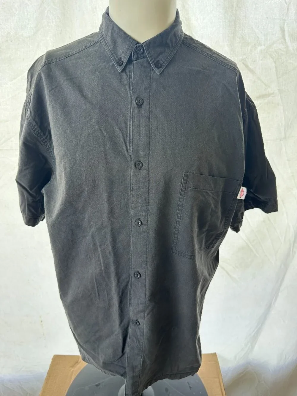 Vintage Gotcha Men's Black SS Button Front Shirt Size Small Cotton
